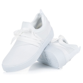 Calzado deportivo blanco 2
