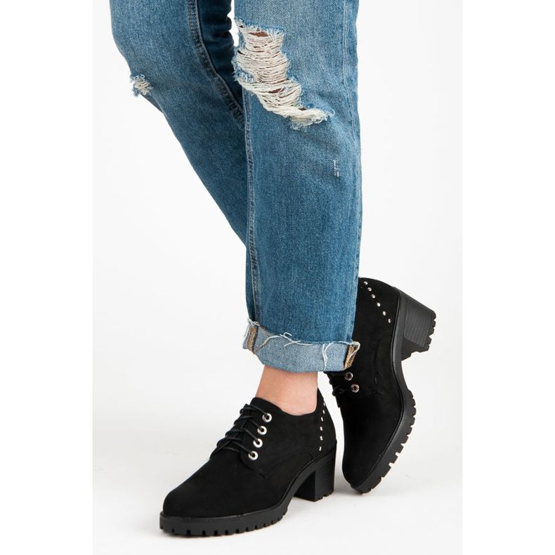 Seastar Zapatos negros en el puesto. 2