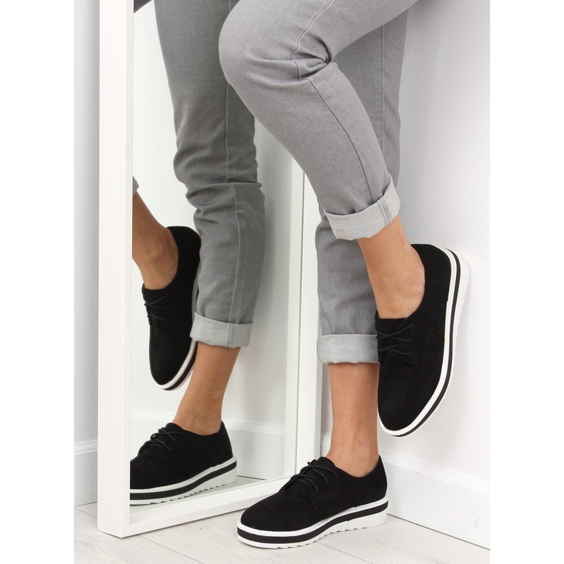 Mocasines negros cordones negros 1