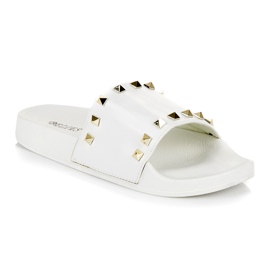 Babuchas blancas con pedrería blanco 4