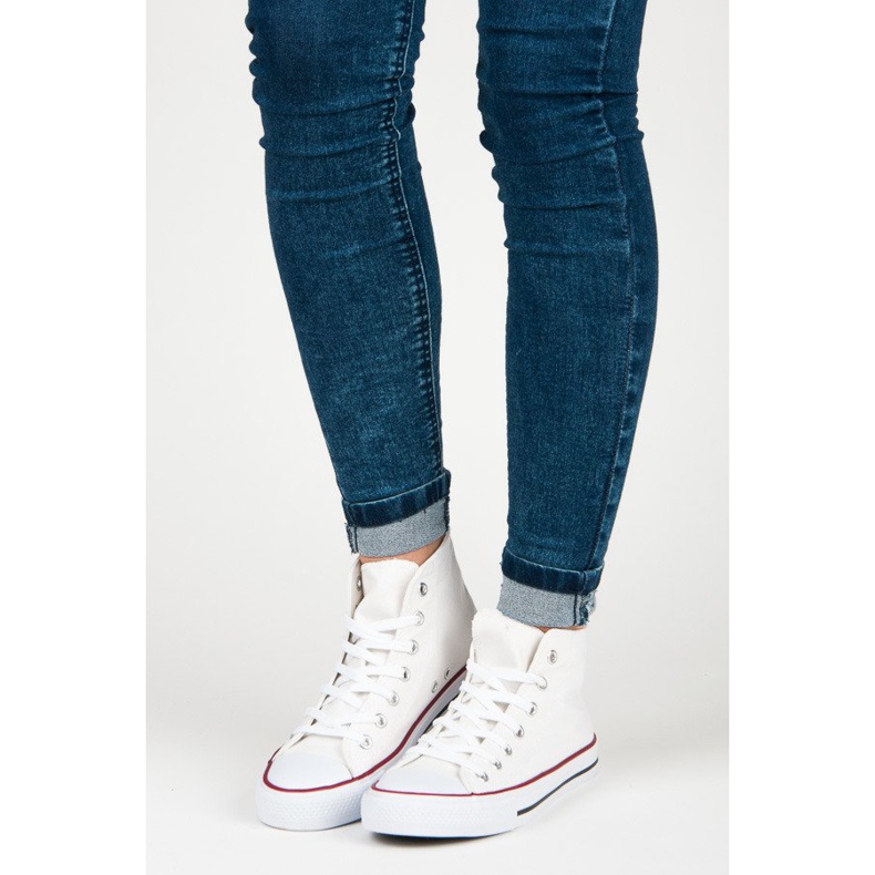 Zapatillas con cordones por encima del tobillo. blanco 1