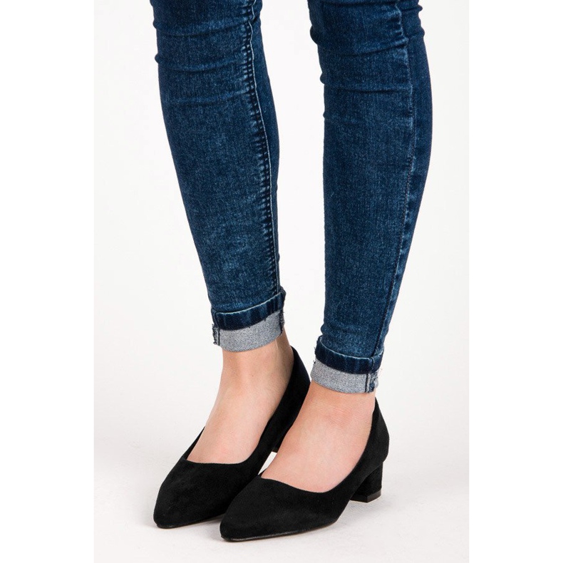 Best Shoes Salones de ante con tacones bajos negro 2