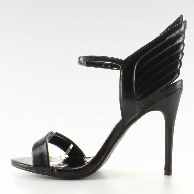 Sandalias en un pasador con alas LT65 Negro 2 Sandalias en un pasador con alas LT65 Negro 2