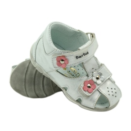 Sandalias de Bartuś para velcro con flores de plata 3