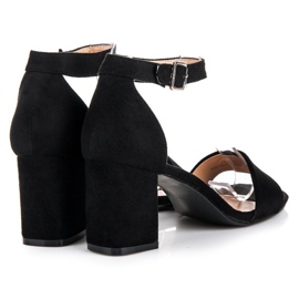 Sandalias negras en un bar VINCEZA negro 4