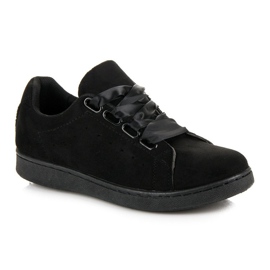 Deportivas de ante con lazo negro 2