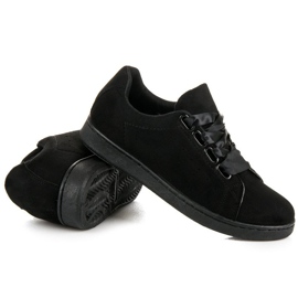 Deportivas de ante con lazo negro 4