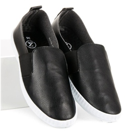 Slipons negros de MCKEYLOR 1