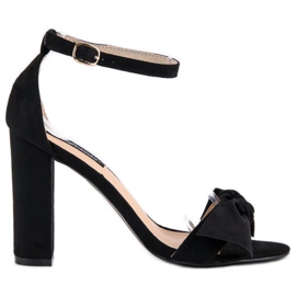Sandalias de gamuza en un post negro 2 Sandalias de gamuza en un post negro 2