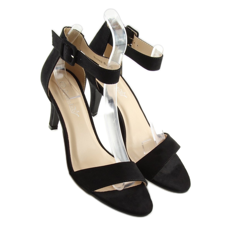 Sandalias negras con tacones bajos BL076 negro 1