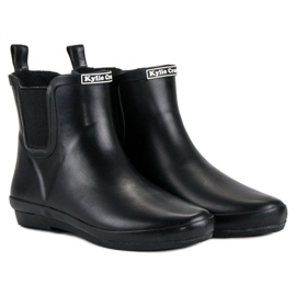 Kylie Chanclos negros 2