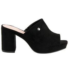 Milaya Zapatillas en el puesto negro 2