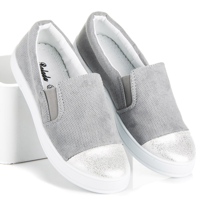 Balada Slip ony estilo de moda gris 1 Balada Slip ony estilo de moda gris 1