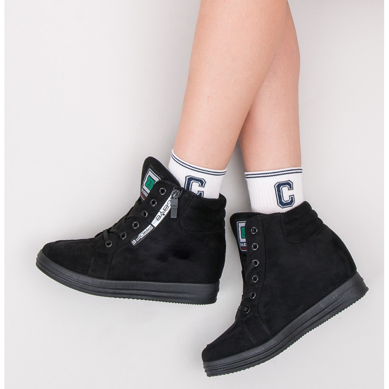 Deportivas de ante negro 1 Deportivas de ante negro 1