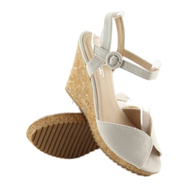 Sandalias grises con cuña de corcho 3811 1