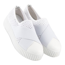 Zapatillas creepers caladas blanco 1 Zapatillas creepers caladas blanco 1