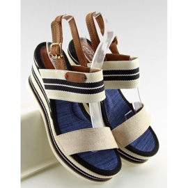 Sandalias beige con tacón cuña D-37 beige 5