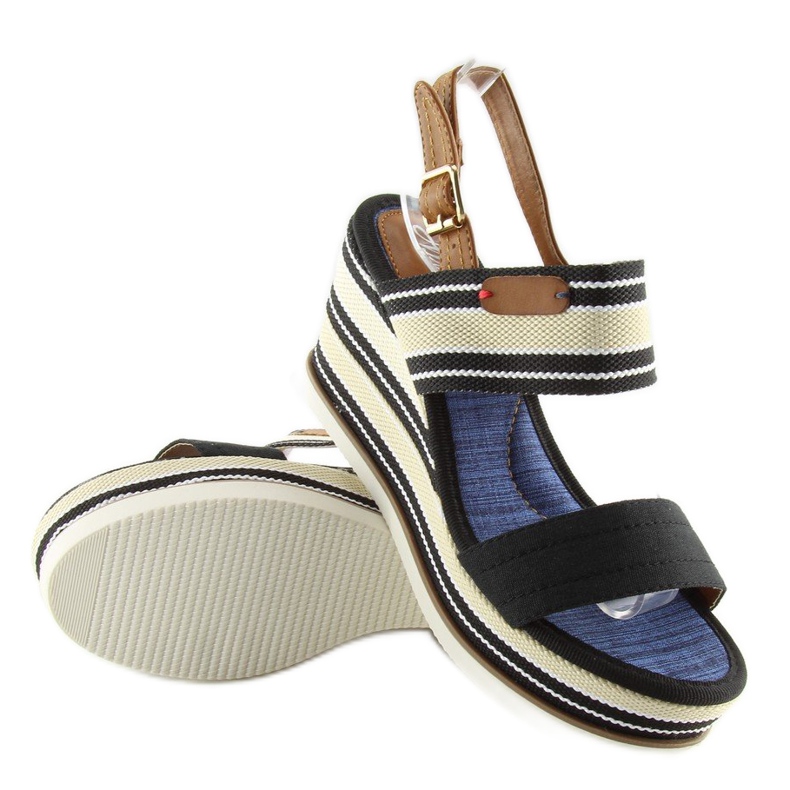 Sandalias negras con tacón cuña D-37 negro 2 Sandalias negras con tacón cuña D-37 negro 2