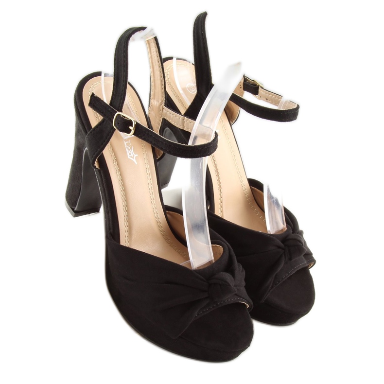 Sandalias en el puesto negro BJ1603-SD negro 2