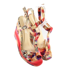 Sandalias cuña raso 903 rojo 1 Sandalias cuña raso 903 rojo 1