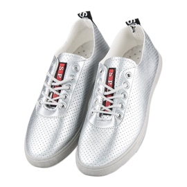 Deportivas Plateadas Con Calado gris 2