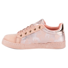 Zapatillas rosas en la unión rosado 2