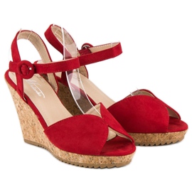 Sandalias en un tacón de cuña de corcho rojo 5
