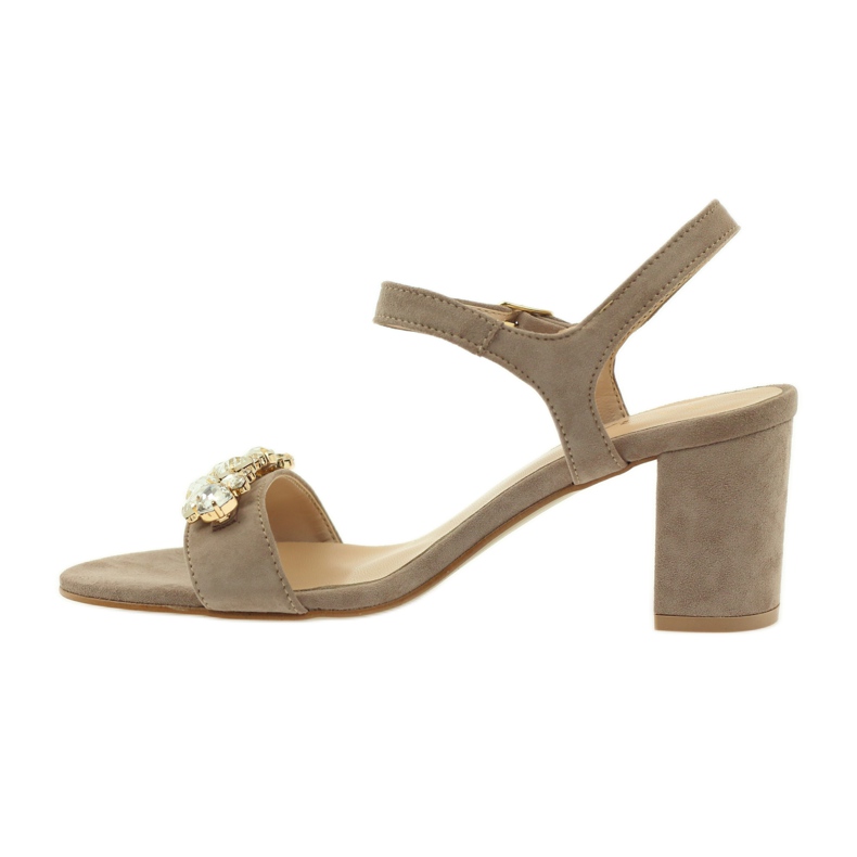 Sandalias en el poste beige Sagan 53214 2