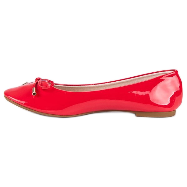 Ideal Shoes Bailarinas lacadas en rojo 1