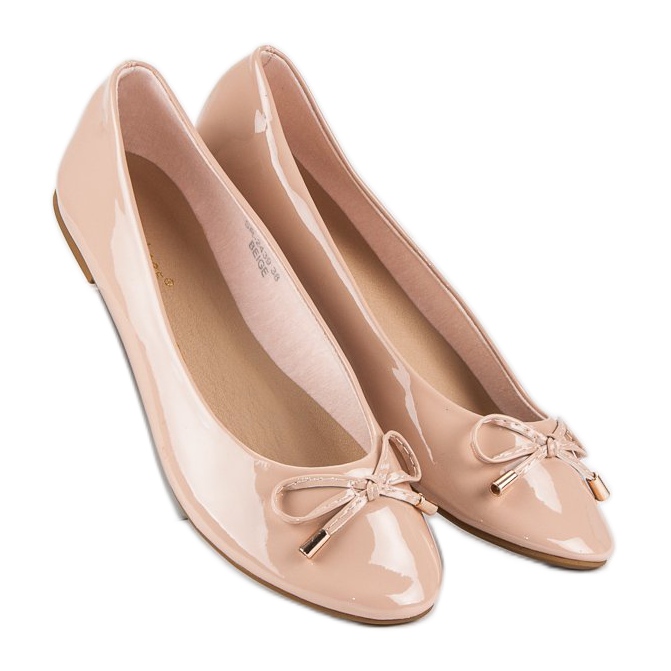 Ideal Shoes Bailarinas lacadas beige 1