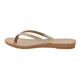 Chanclas INBLU IR063 dorado 2
