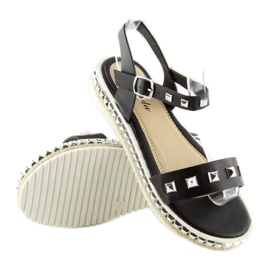 Sandalias negras con tachuelas 35-132 negro 2