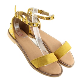 Sandalias amarillas con tachuelas 117-11 Amarillo 2