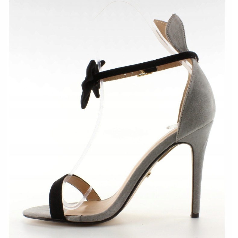 Sandalias en un pasador con orejas ZJ-15P Gris negro 2