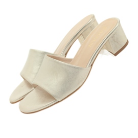 Babuchas doradas Sagan 2554 dorado 4