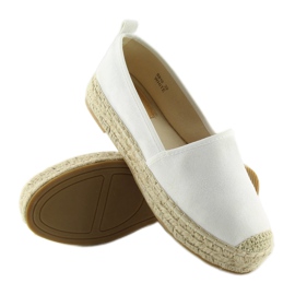Alpargatas de mujer blancas BB10P blanco 2