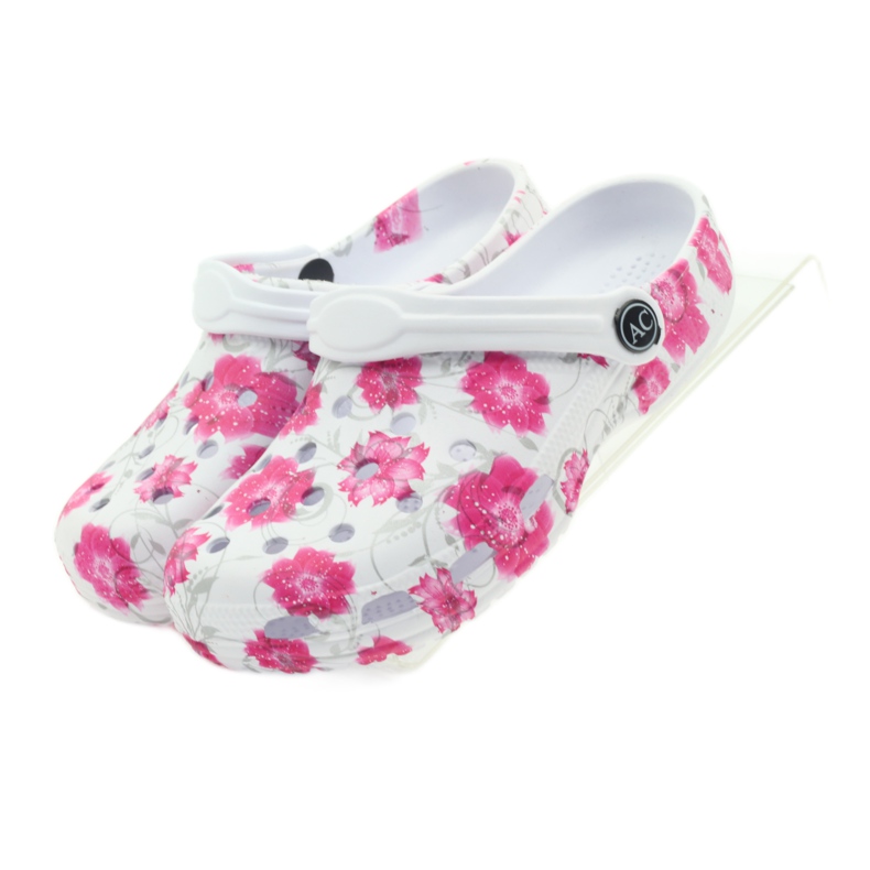 American Club pantuflas americanas para niños kroks flores blanco gris rosado 4 American Club pantuflas americanas para niños kroks flores blanco gris rosado 4