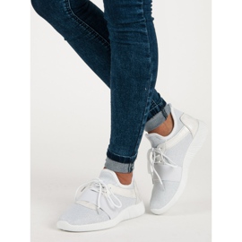 Zapatos sin cordones blancos 1