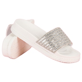 Babuchas blancas con cristales blanco 2