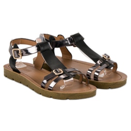 Cómodas sandalias con hebilla negro 4