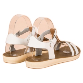 Sandalias abrochadas con hebilla blanco 6