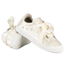 Deportivas De Raso Con Perlas beige 2 Deportivas De Raso Con Perlas beige 2
