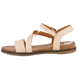 Cómodas sandalias planas marrón 4