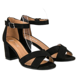 SDS Sandalias de gamuza en un post negro 5