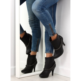 Botines cadena 2010-3 Negro 4