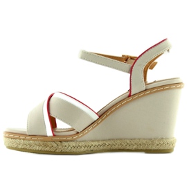 Sandalias cuña Tomy 1234 beige 3