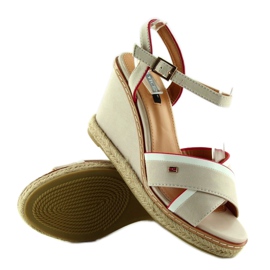 Sandalias cuña Tomy 1234 beige 4