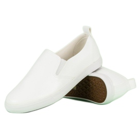 Slipons blancos de mujer 4