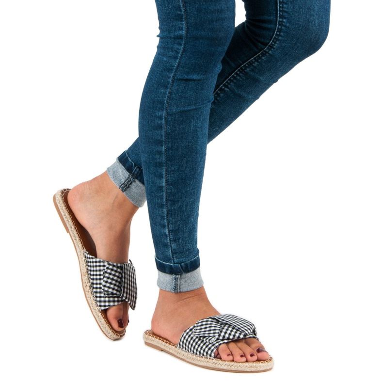 Seastar Babuchas negras de cuadros blanco negro 2