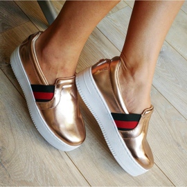 Kylie Slipons en la plataforma rosado 7